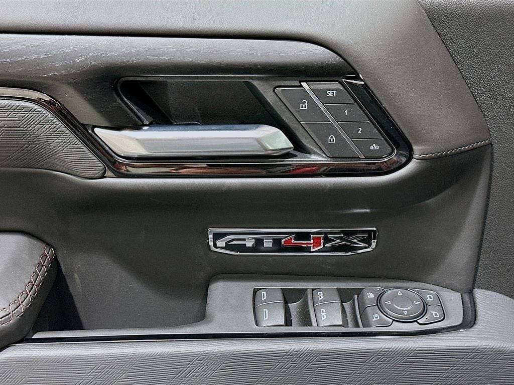 2026 GMC Sierra 1500 AT4X - Photo 18