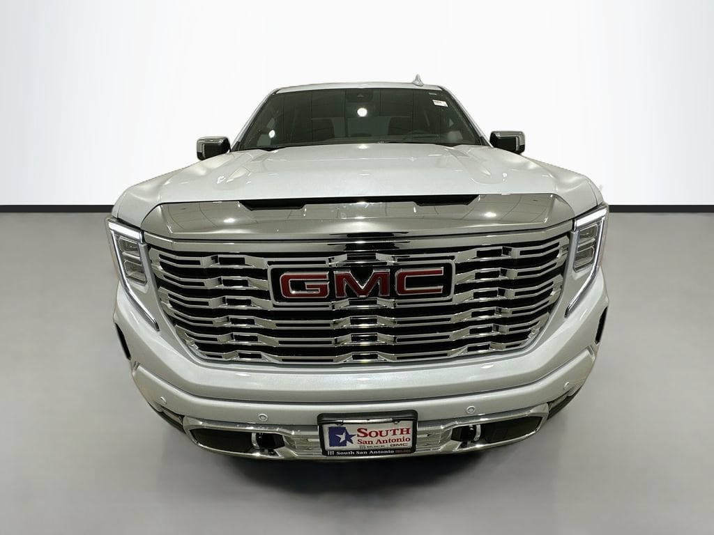 2026 GMC Sierra 1500 Denali - Photo 2