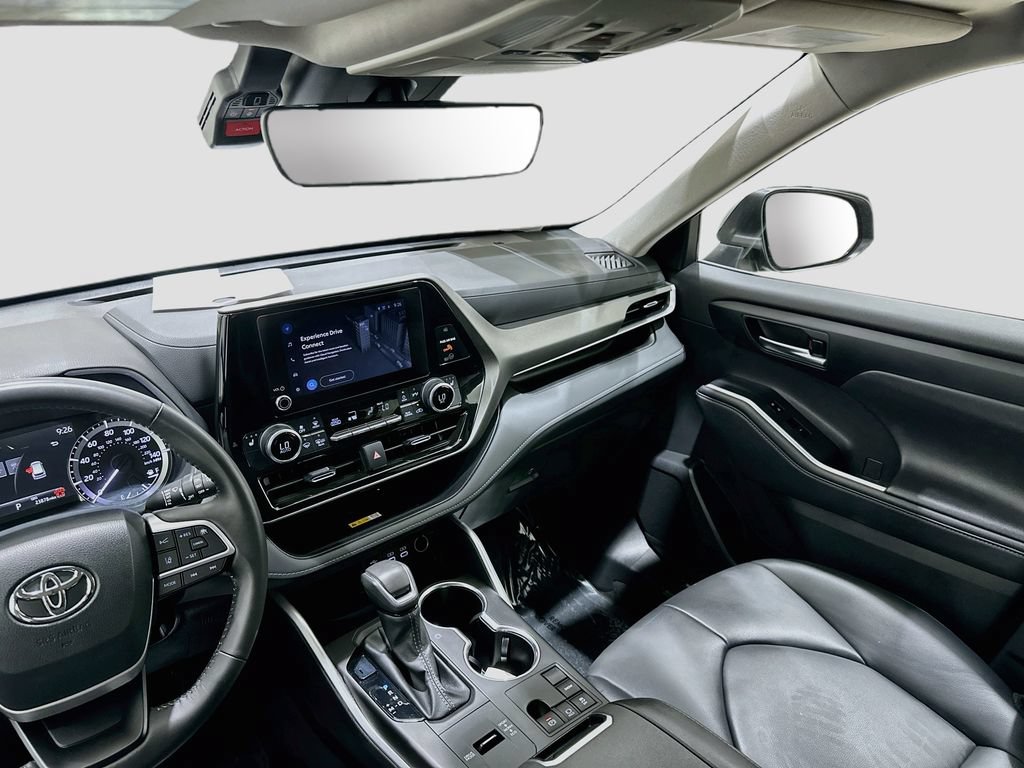 2024 Toyota Highlander XLE - Photo 23