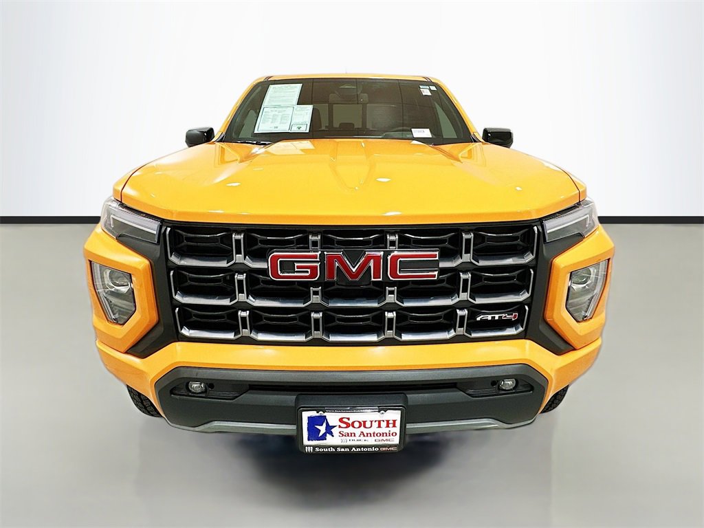 2025 Gmc Canyon AT4 photo 2