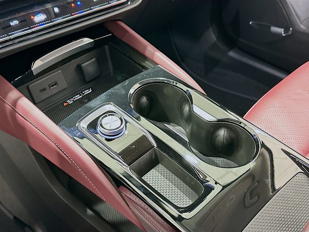 2026 Buick Envision Sport Touring - Photo 18