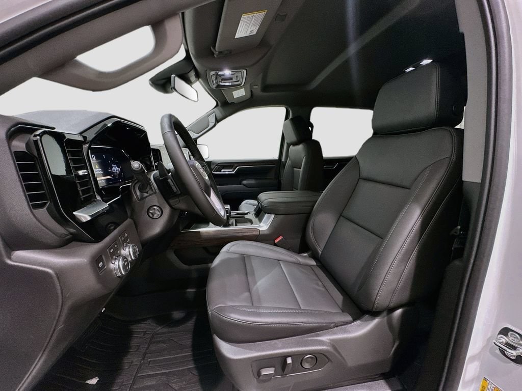 2026 GMC Sierra 1500 SLT - Photo 22