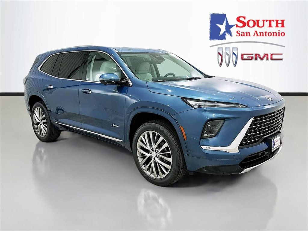 2026 Buick Enclave Avenir's photo