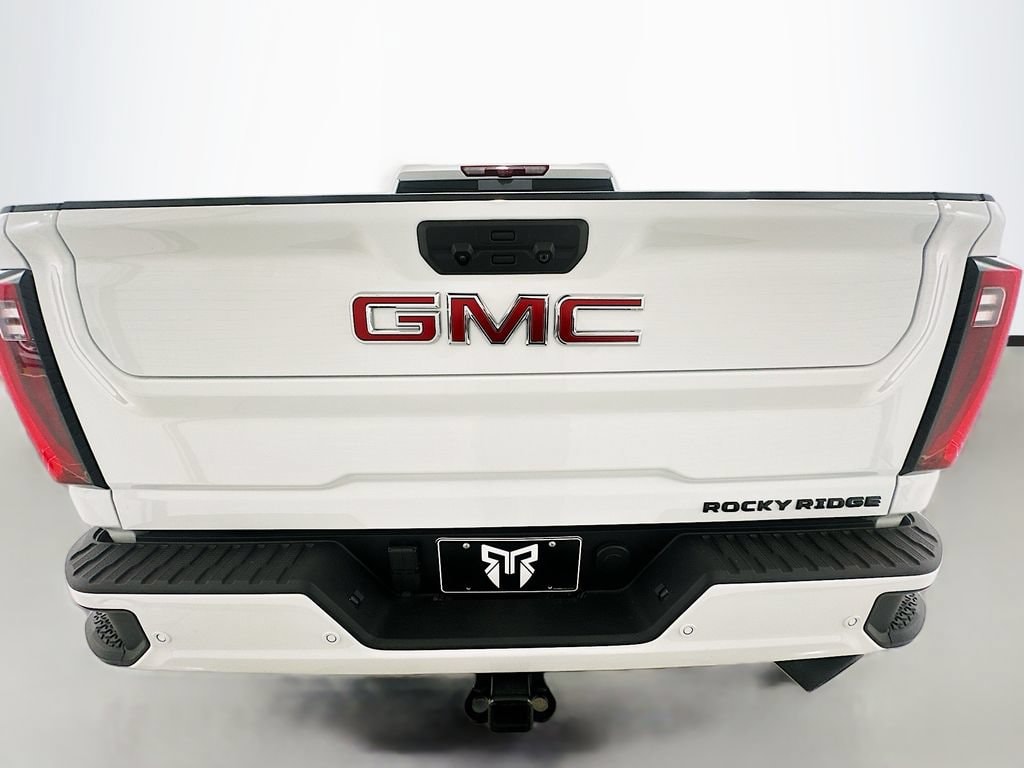 2026 GMC Sierra 2500HD Denali - Photo 6