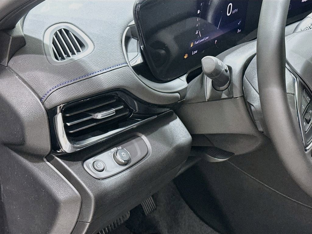 2026 Buick Envista Sport Touring - Photo 10