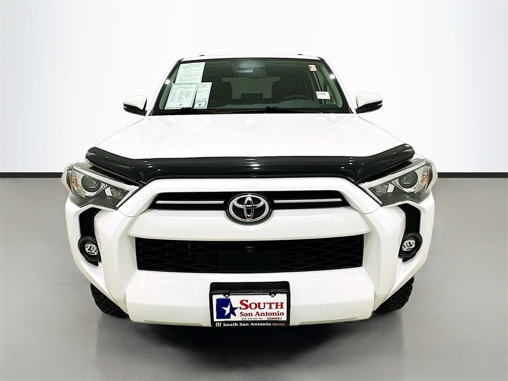 2022 Toyota 4Runner SR5 Premium photo 2
