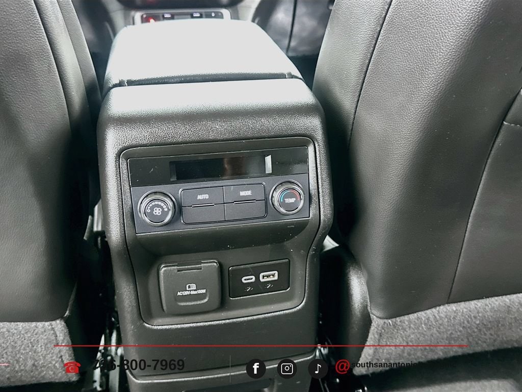 2023 GMC Acadia SLT - Photo 23