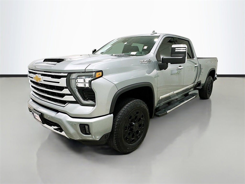 2024 Chevrolet Silverado 3500HD High Country photo 3
