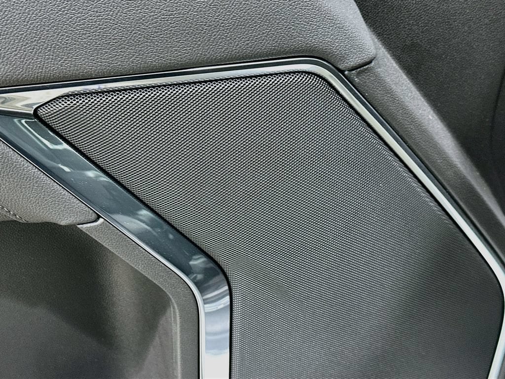 2026 GMC Sierra 1500 SLT - Photo 19