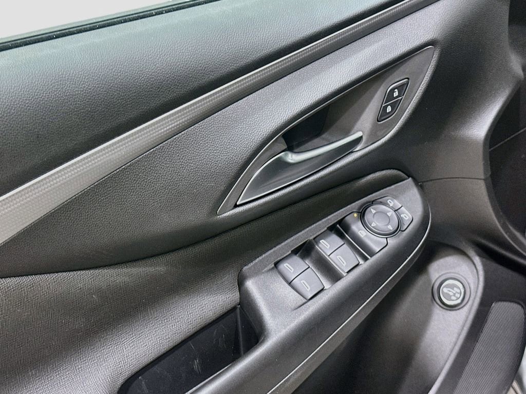 2026 Buick Envista Avenir - Photo 17
