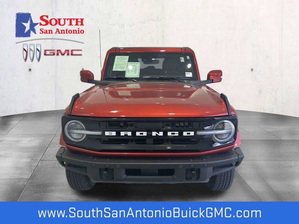 Used 2023 Ford Bronco 4-Door Base with VIN 1FMEE5BP9PLA96276 for sale in San Antonio, TX