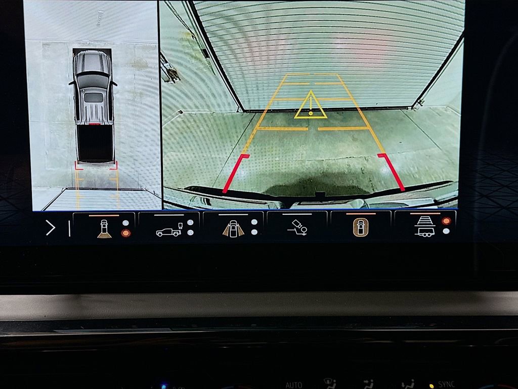 2026 GMC Sierra 1500 AT4X - Photo 14