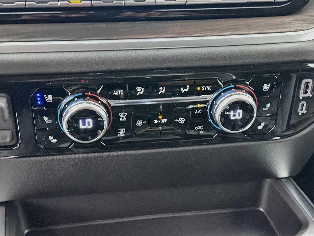 2026 GMC Sierra 1500 SLT - Photo 16