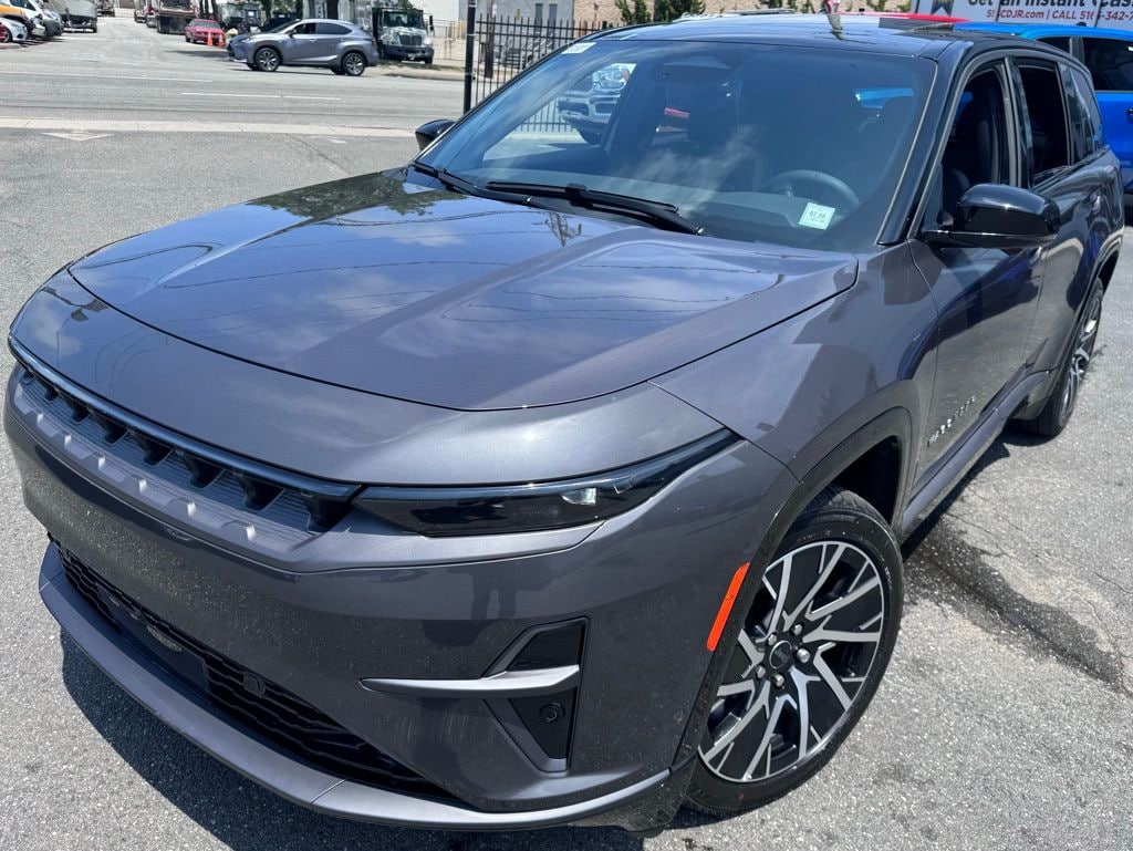 New 2025 Jeep Wagoneer S Sport Utility