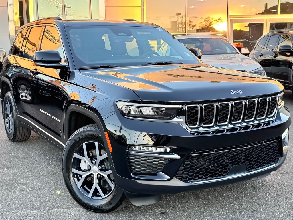 2025 Jeep Grand Cherokee Limited's photo