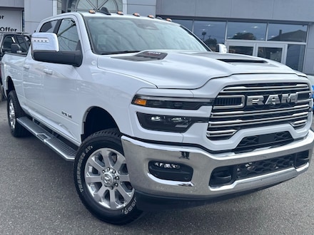 2025 Ram 3500 Laramie Truck Crew Cab