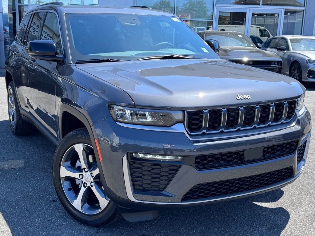 New 2026 Jeep Grand Cherokee Sport Utility