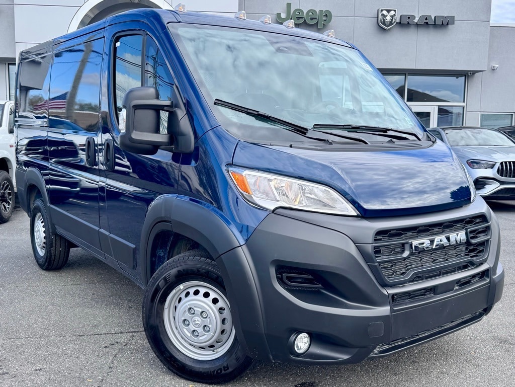 New 2025 Ram ProMaster 1500 Low Roof Van Cargo Van