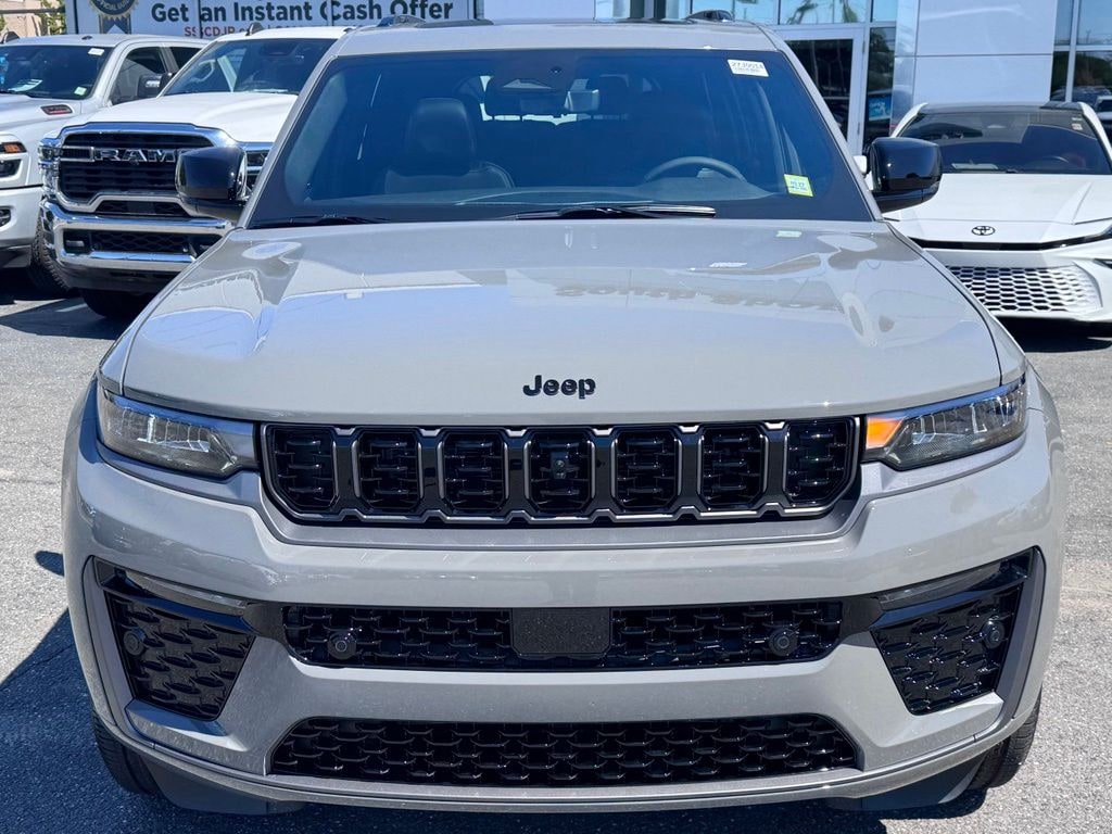 New 2027 Jeep Grand Cherokee L Limited Reserve Sport Utility