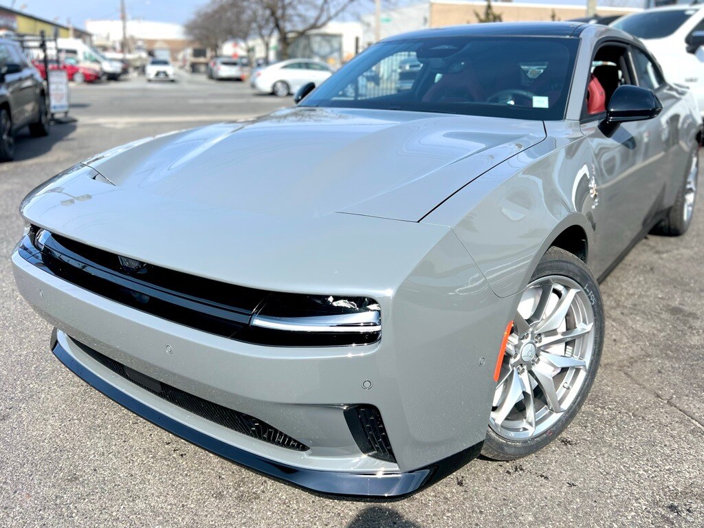 2025 Dodge Charger Daytona Scat Pack AWD photo 4
