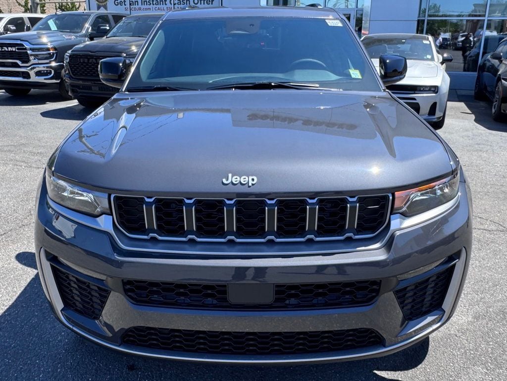 New 2026 Jeep Grand Cherokee Sport Utility