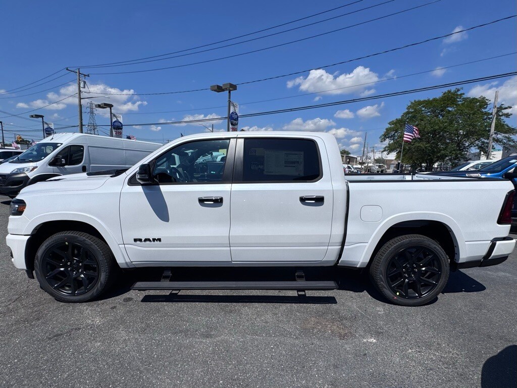 2026 Ram 1500 Laramie photo 4