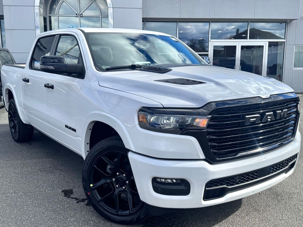 2026 RAM Ram 1500 Pickup Laramie's photo