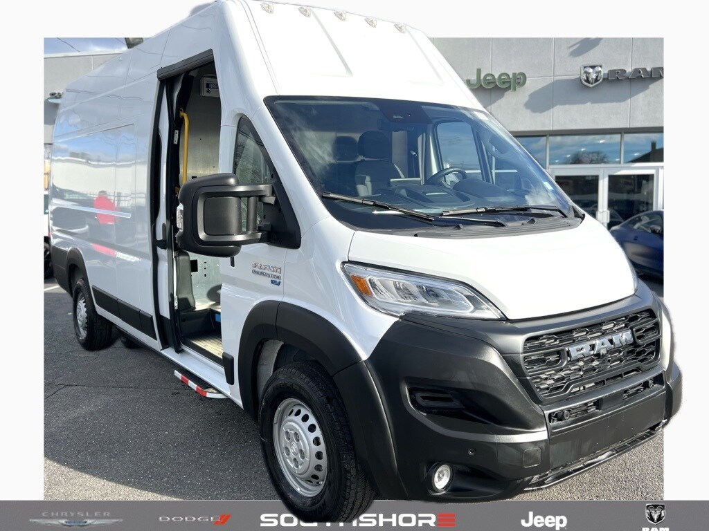 2024 Ram ProMaster 3500 photo 2