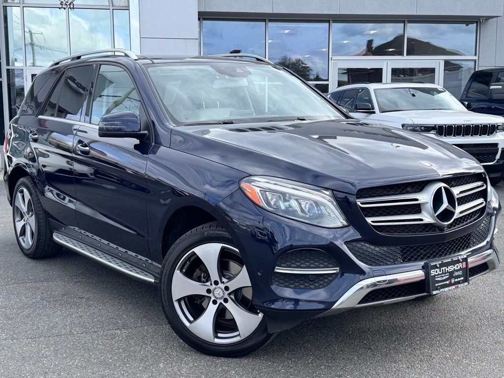 2016 Mercedes-Benz GLE-Class GLE350's photo