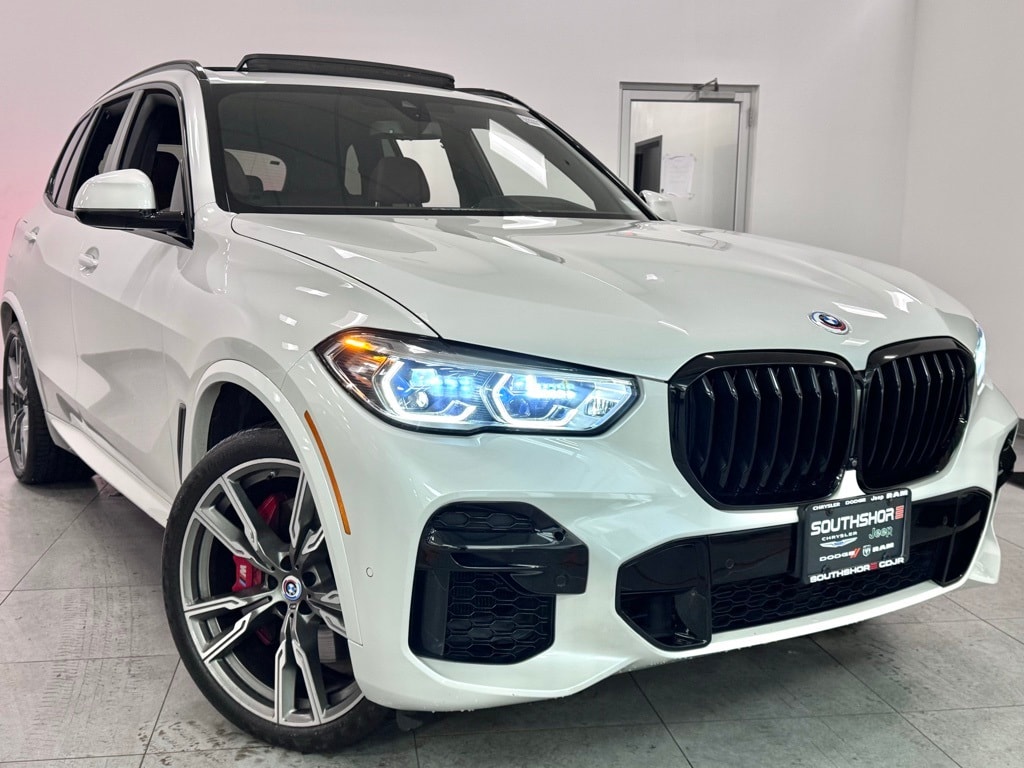 2023 BMW X5 M50i's photo