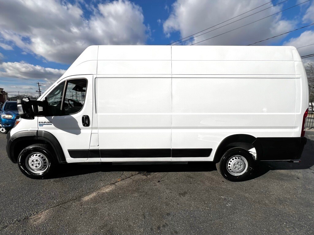 2024 Ram ProMaster 3500 photo 4