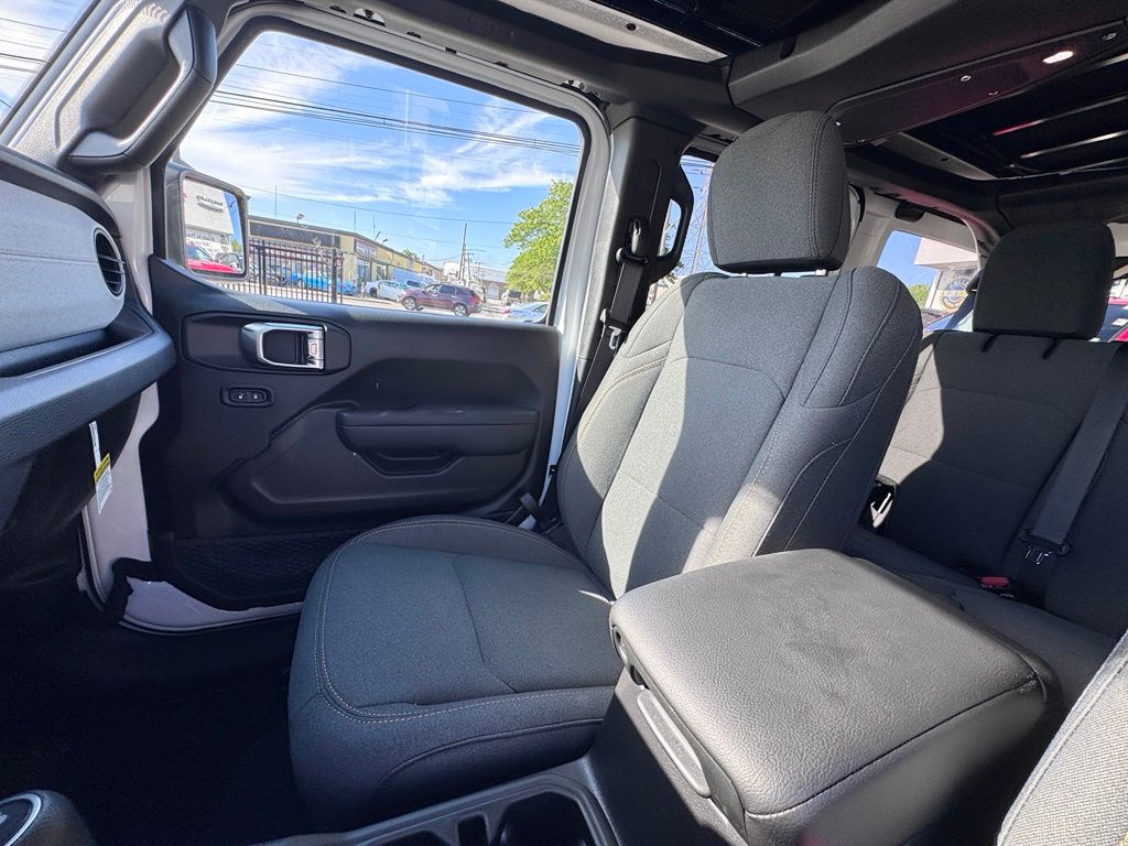 2026 Jeep Wrangler 4-Door Sport S - Photo 14