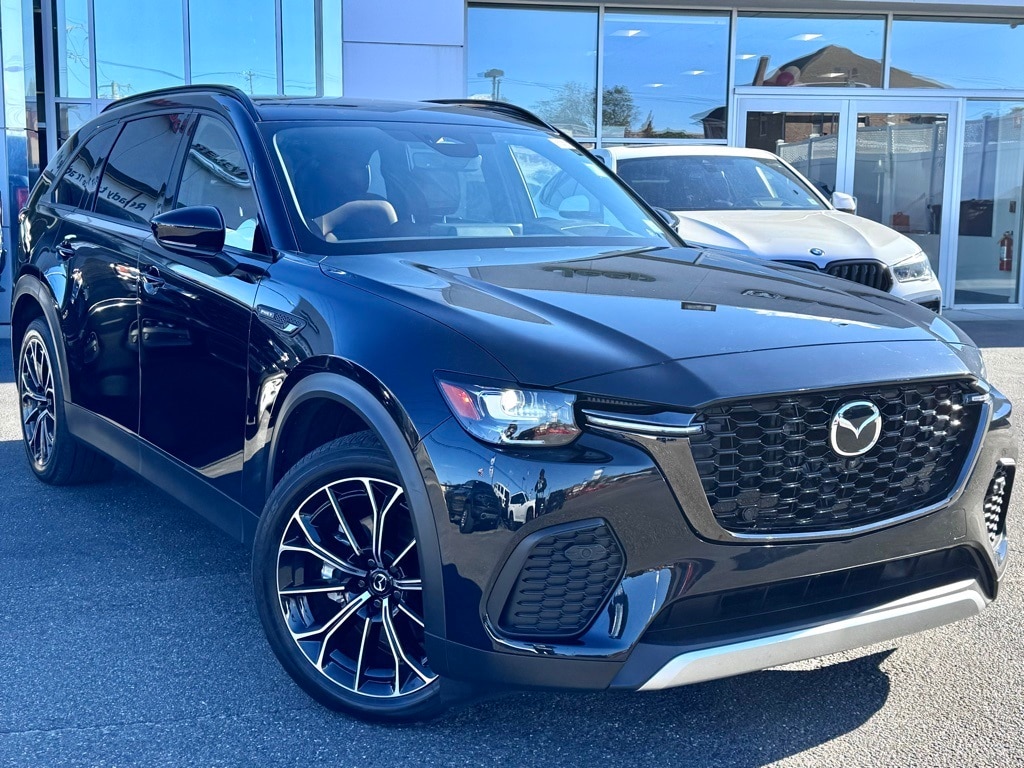 2025 Mazda CX-70 Premium Plus Package's photo