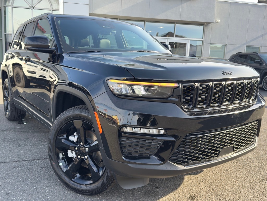 2025 Jeep Grand Cherokee Limited's photo