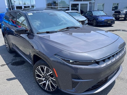 2025 Jeep Wagoneer S Sport Utility