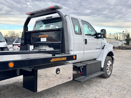 2025 Ford F-750 Diesel Base Truck SuperCab