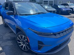 2025 Jeep Wagoneer S Sport Utility