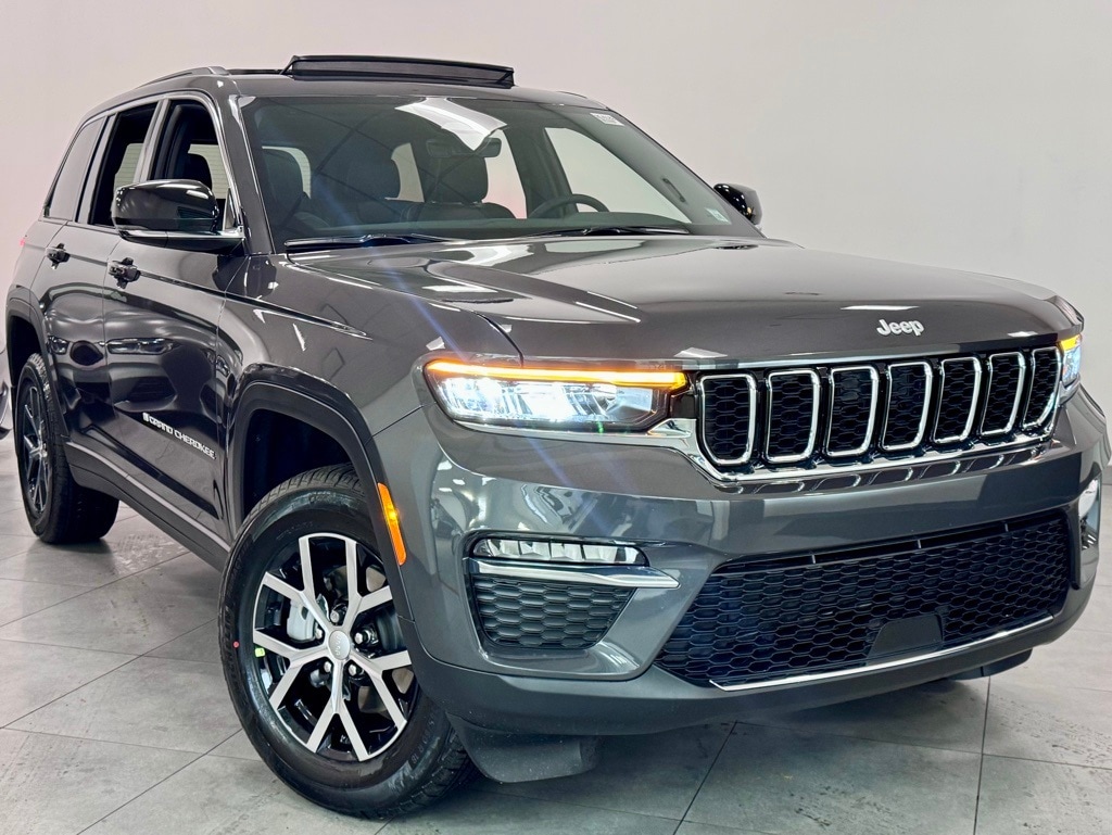 2025 Jeep Grand Cherokee Limited's photo