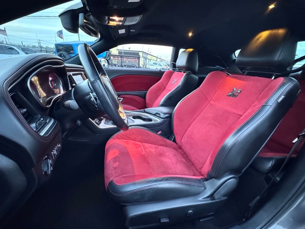 2022 Dodge Challenger R/T's photo