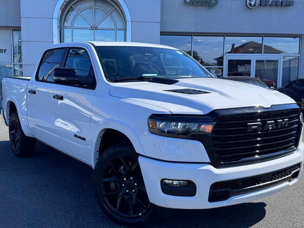 2026 RAM Ram 1500 Pickup Laramie's photo