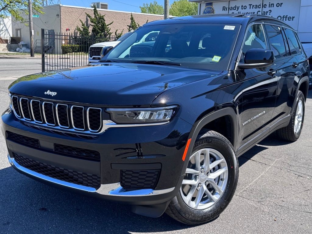 New 2026 Jeep Grand Cherokee L Laredo Sport Utility