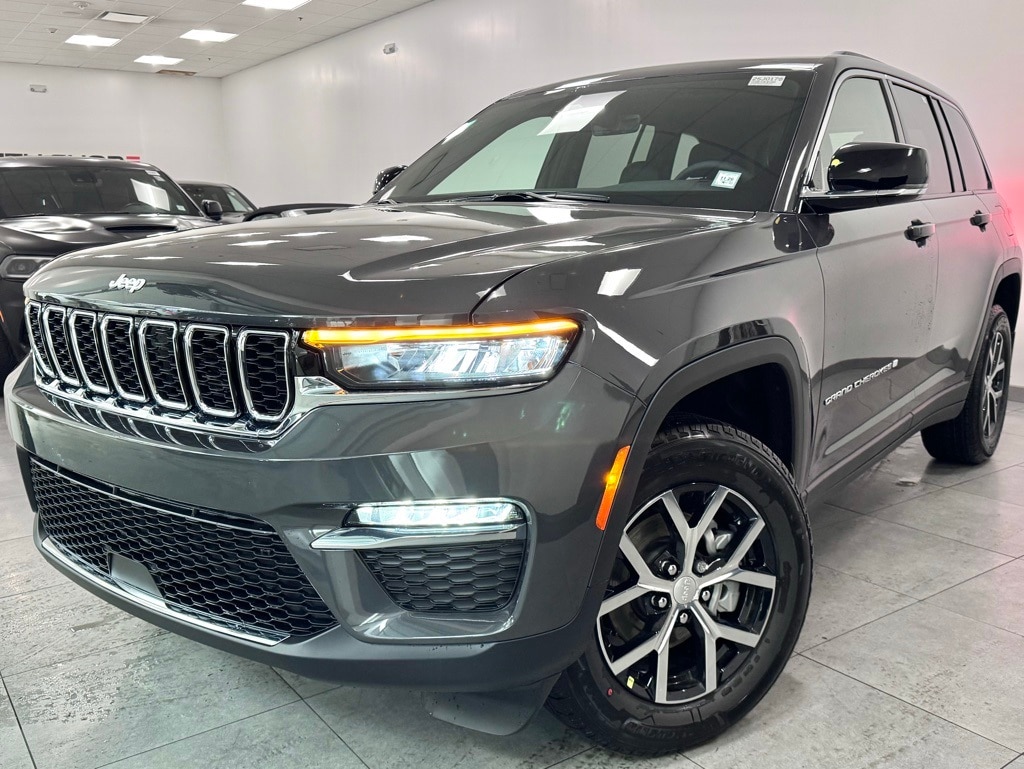 New 2025 Jeep Grand Cherokee Limited Sport Utility