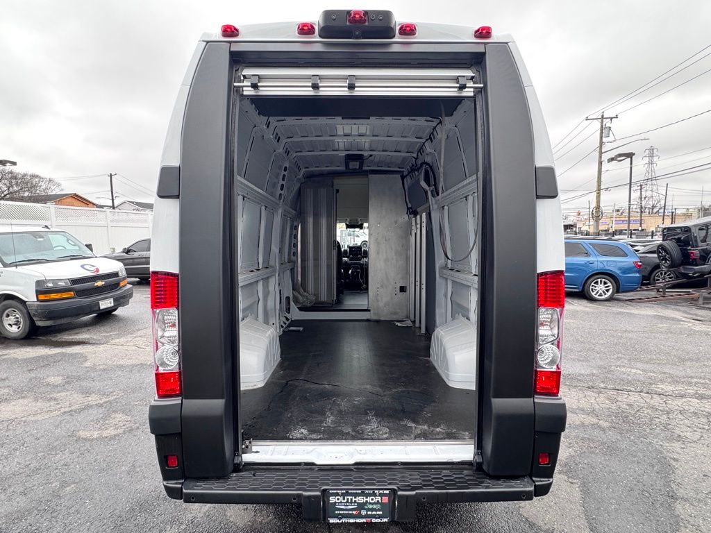 2024 RAM ProMaster EV 3500 Delivery 159" WB Super High Roof's photo