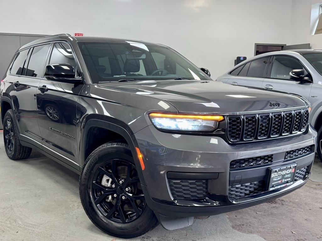 2024 Jeep Grand Cherokee L Altitude's photo