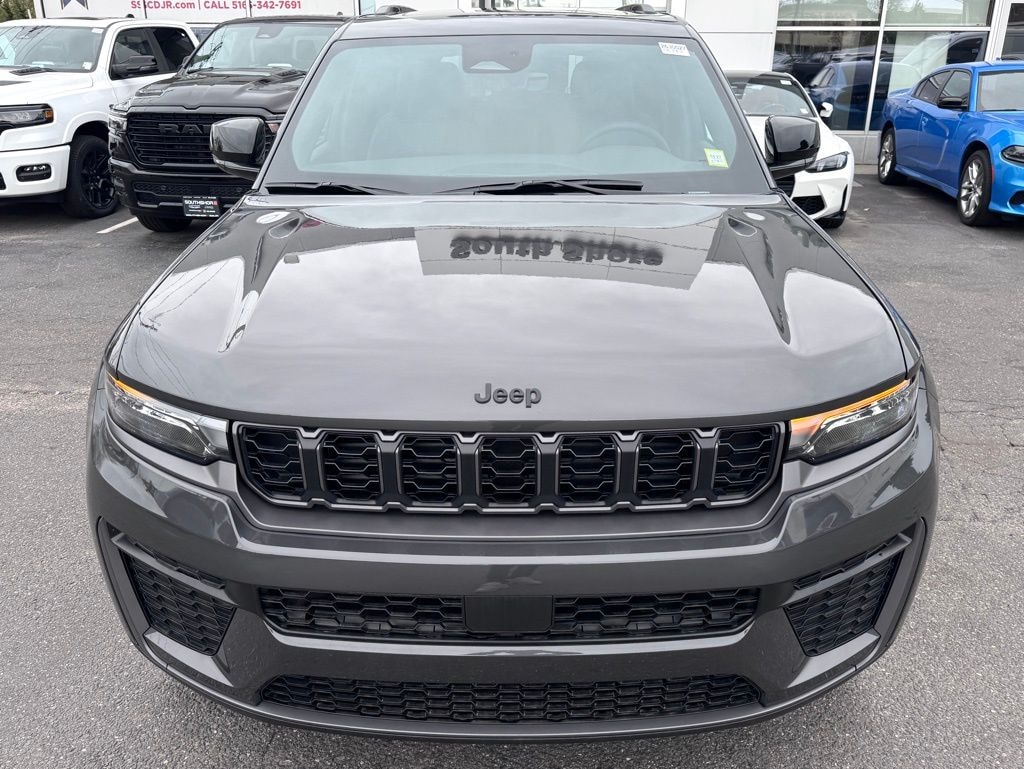 New 2026 Jeep Grand Cherokee Altitude Sport Utility