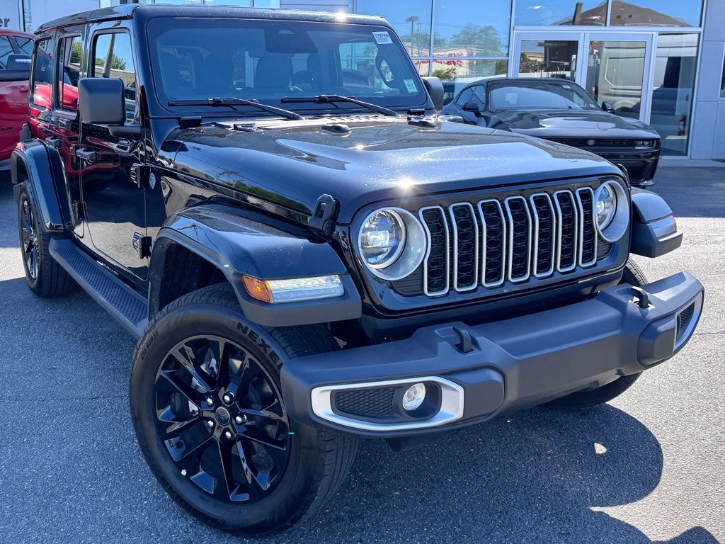 2025 Jeep Wrangler 4xe's photo
