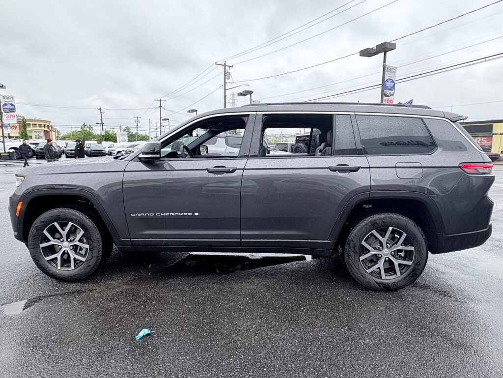 2025 Jeep Grand Cherokee L photo 4
