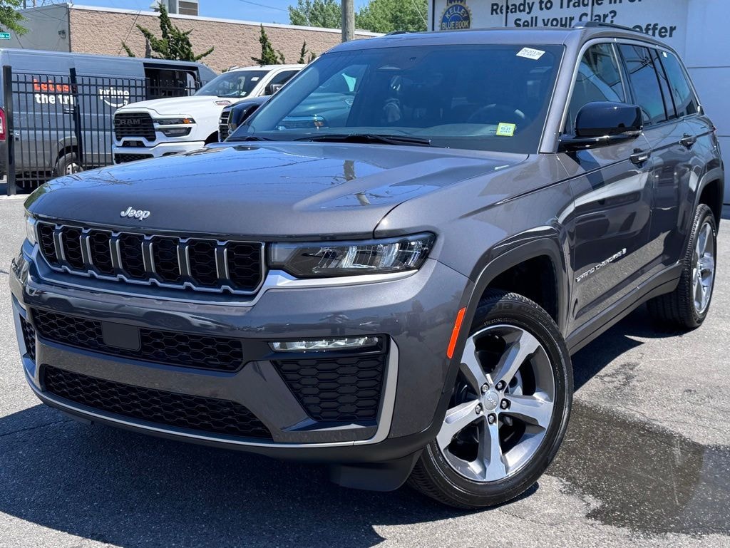 New 2026 Jeep Grand Cherokee Sport Utility