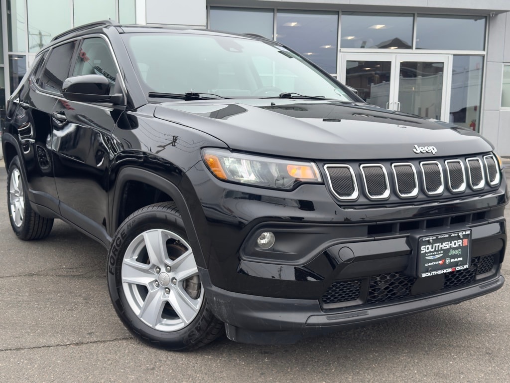 2022 Jeep Compass Latitude's photo