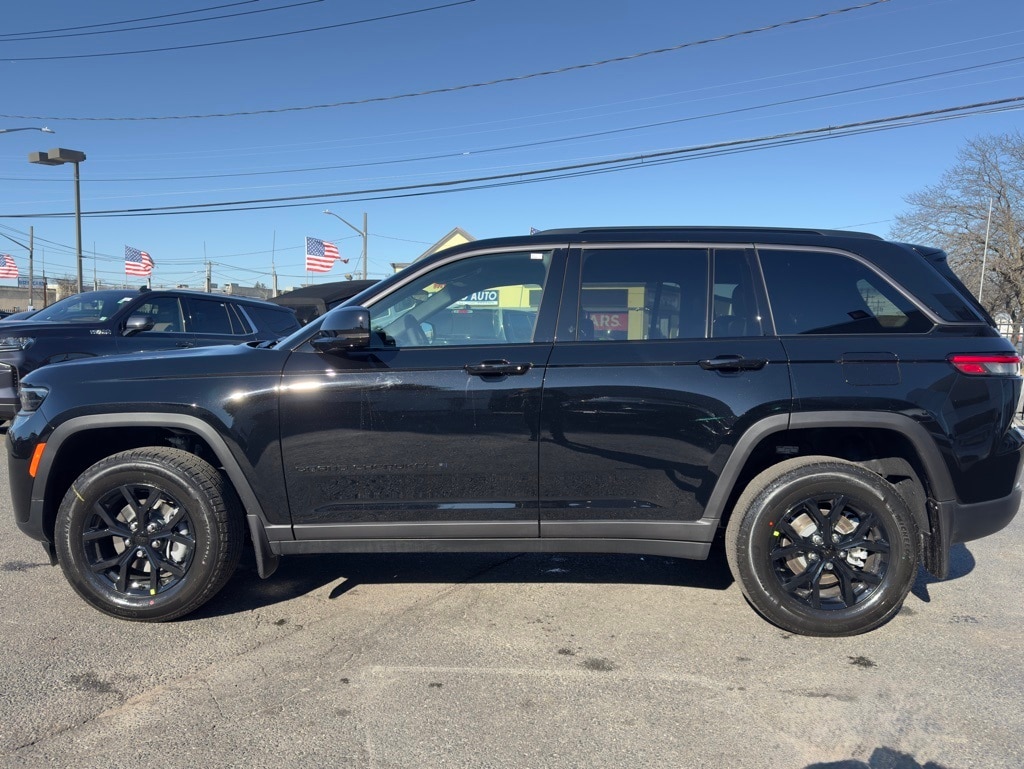 New 2026 Jeep Grand Cherokee Altitude Sport Utility